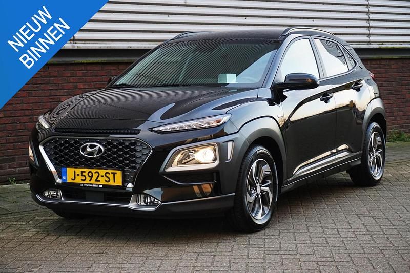 Zwart Gebruikt 2020 Hyundai Kona SUV | € 19.950 (Goede deal) - Afbeelding 1/4