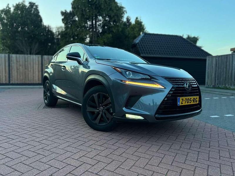 Gebruikt 2018 Lexus NX300h SUV | € 32.500 (Eerlijke prijs) - Afbeelding 1/4