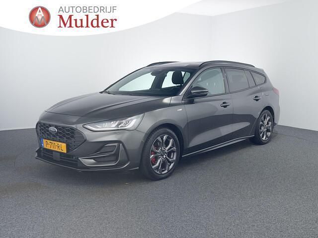 Grijs Gebruikt 2022 Ford Focus ST-Line Stationwagen | € 17.445 (Eerlijke prijs) - Afbeelding 1/4