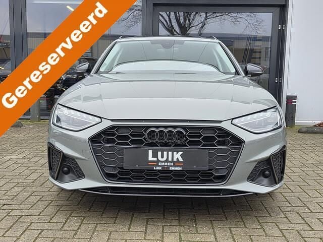 Occasion Audi A4 S-line plus 150 PK (110 kW) 2022 Grijs (metallic) Stationwagen