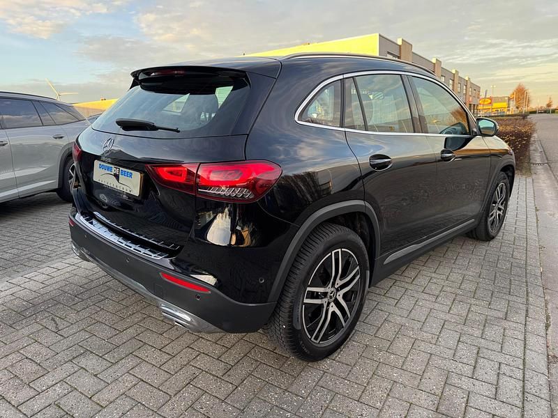 Occasion Mercedes GLA200 AMG line 165 PK (121 kW) 2021 Zwart SUV