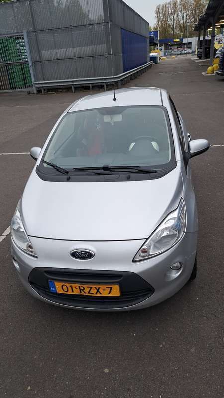 Zilver Gebruikt 2013 Ford Ka Titanium X Hatchback | € 4.600 (Eerlijke prijs) - Afbeelding 1/4