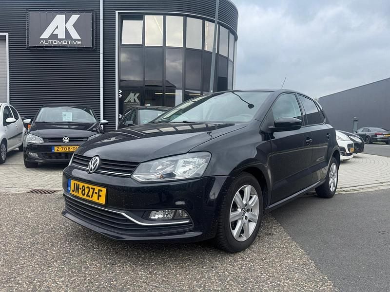 Zwart Gebruikt 2016 VW Polo Comfortline Hatchback | € 7.450 (Eerlijke prijs) - Afbeelding 1/1