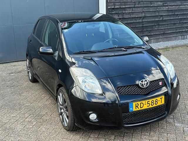 Occasion Toyota Yaris 133 PK (97 kW) 2007 Zwart Hatchback