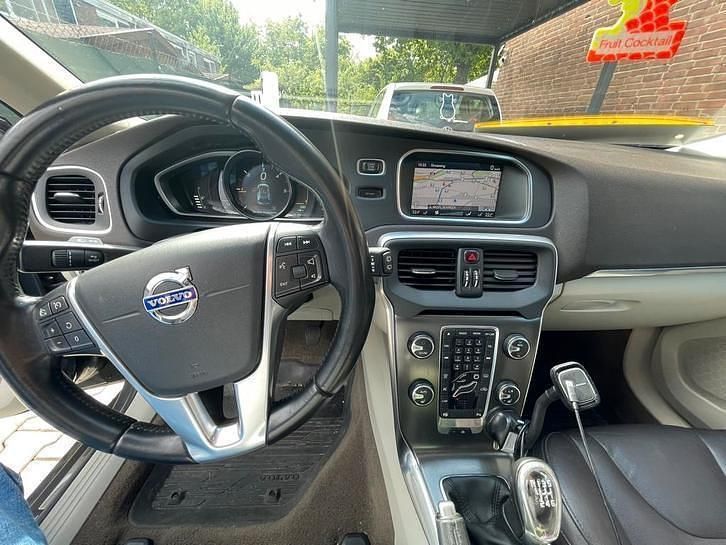 Occasion Volvo V40 Summum 114 PK (83 kW) 2012 Hatchback