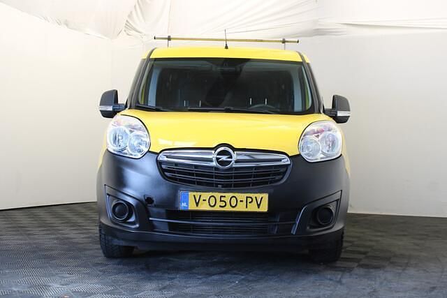 Occasion Opel Combo Edition 97 PK (71 kW) 2018 Geel Van
