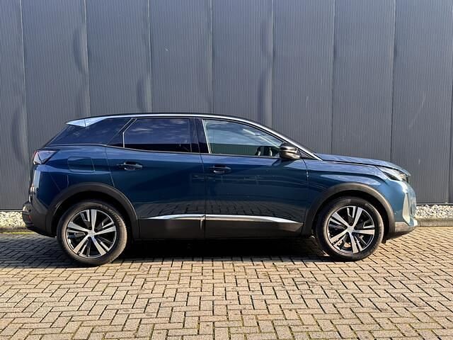 Occasion Peugeot 3008 Allure 131 PK (96 kW) 2024 Blauw (metallic) SUV