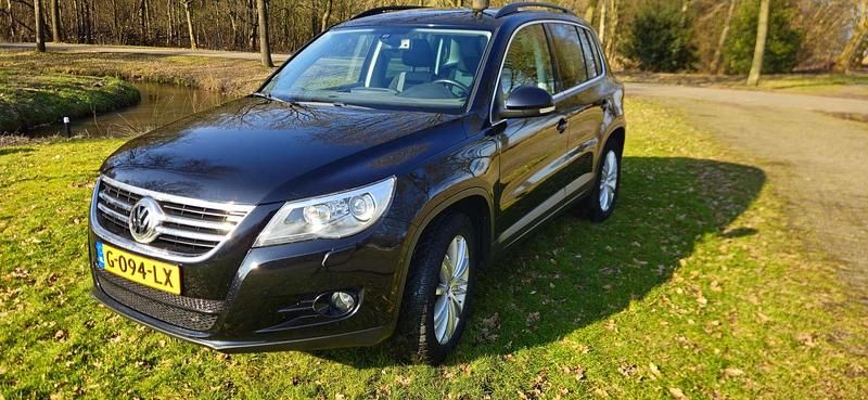 Occasion VW Tiguan Track & Field 200 PK (147 kW) 2009 Zwart (metallic) SUV