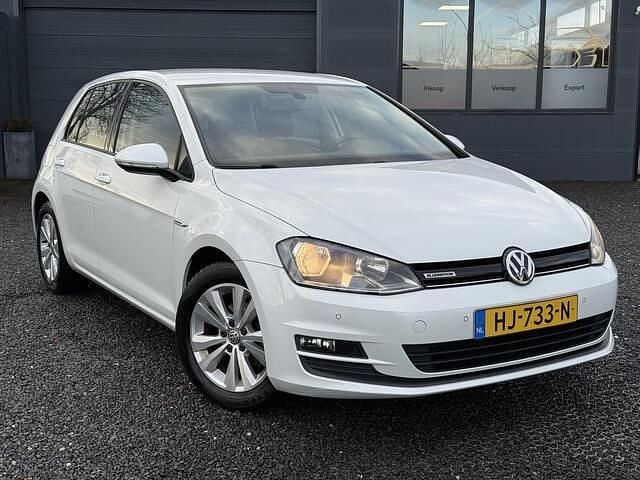 Occasion VW Golf VII Comfortline 116 PK (85 kW) 2015 Wit Hatchback