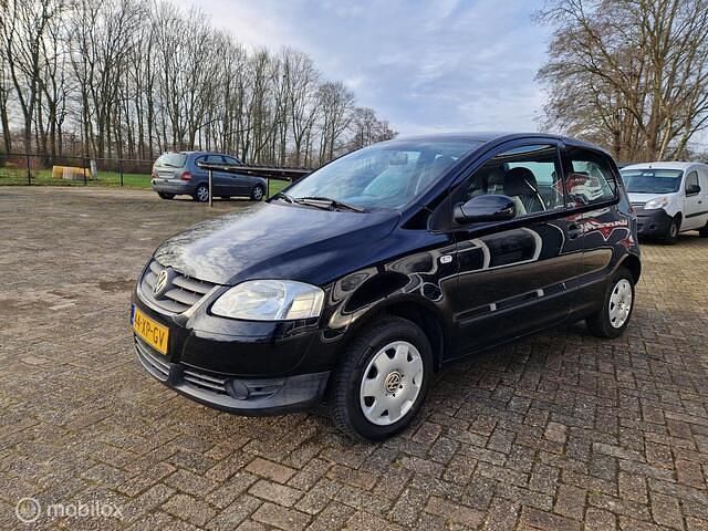 Occasion VW Fox Trendline 54 PK (39 kW) 2007 Zwart Hatchback
