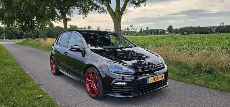 Zwart Gebruikt 2011 VW Golf VI R Hatchback | € 13.250 (Duur) - Afbeelding 1/4