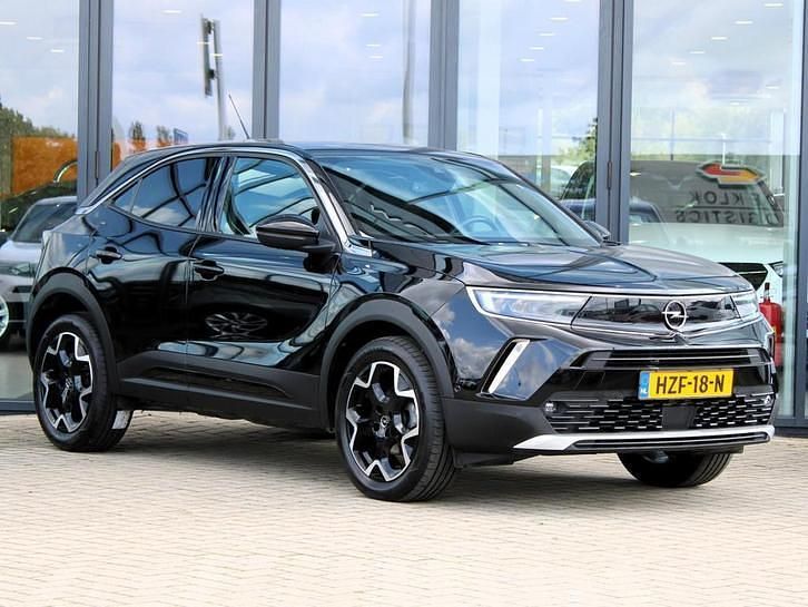 Zwart Gebruikt 2023 Opel Mokka Ultimate SUV | € 24.945 (Iets duurder) - Afbeelding 1/4