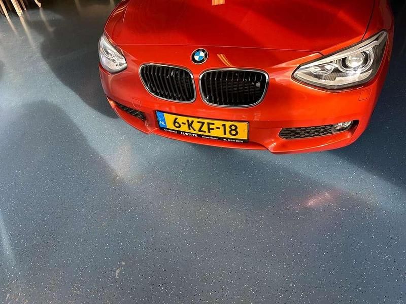 Occasion BMW 116 Executive 136 PK (100 kW) 2013 Oranje Hatchback