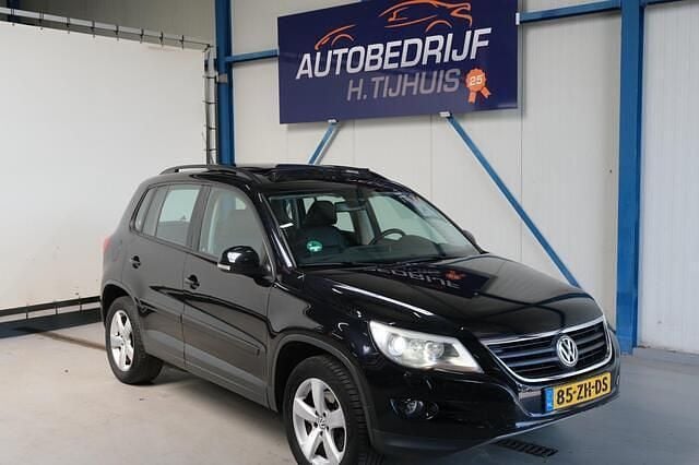 Zwart Gebruikt 2008 VW Tiguan Sport SUV | € 5.900 (Eerlijke prijs) - Afbeelding 1/4