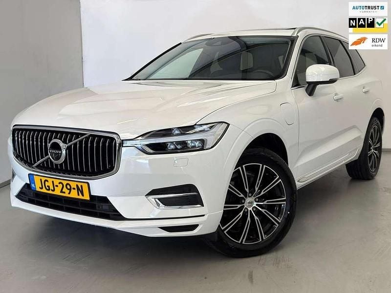 Wit Occasion 2021 Volvo XC60 Inscription SUV | € 35.750 (Super prijs) - Afbeelding 1/4