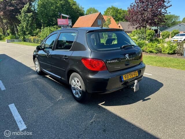 Occasion Peugeot 307 Premium 109 PK (80 kW) 2007 Zwart Hatchback