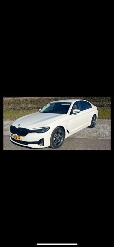 Wit Gebruikt 2020 BMW 530 Sedan | € 29.750 - Afbeelding 1/4