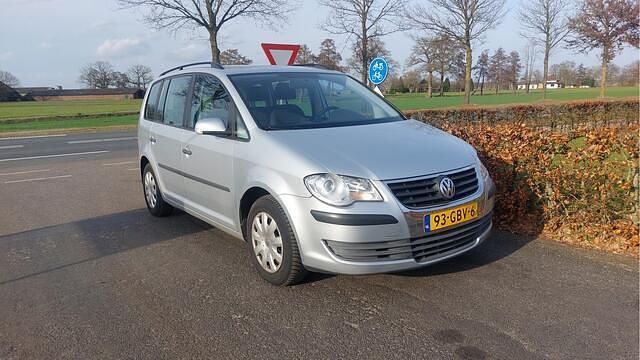 Occasion VW Touran 140 PK (102 kW) 2008 Grijs (metallic) MPV