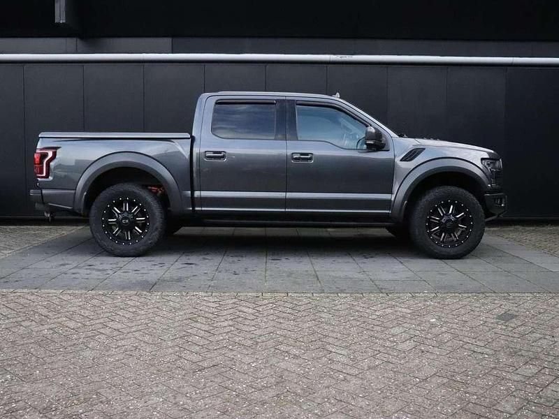 Occasion Ford F-150 Raptor 457 PK (336 kW) 2020 Grijs Pickup