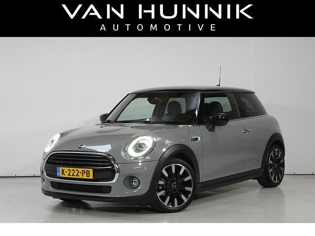 Grijs Gebruikt 2020 Mini Cooper Chili Hatchback | € 20.950 (Eerlijke prijs) - Afbeelding 1/4