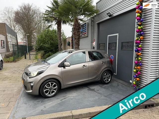 Grijs Gebruikt 2017 Kia Picanto First Edition Hatchback | € 7.249 (Goede deal) - Afbeelding 1/4