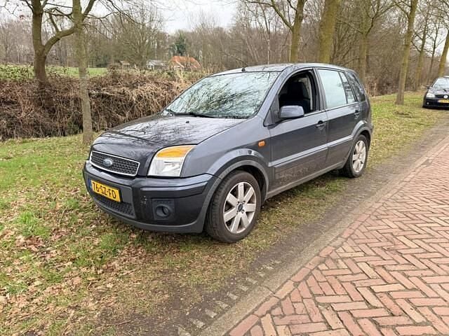 Occasion Ford Fusion Futura 80 PK (58 kW) 2006 Grijs Hatchback