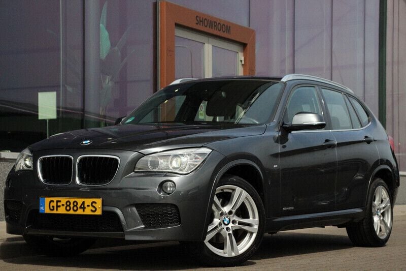 Grijs Gebruikt 2015 BMW X1 Executive SUV | € 19.040 - Afbeelding 1/4
