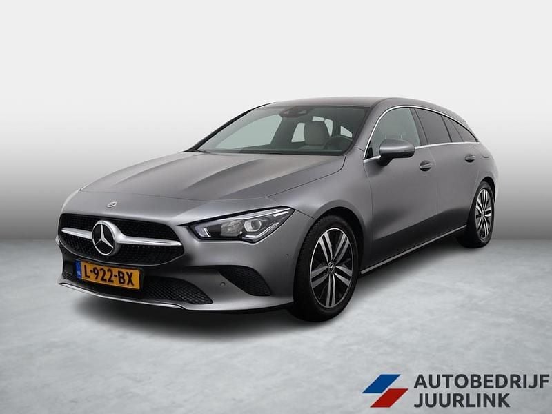 Grijs Gebruikt 2021 Mercedes CLA200 Shooting Brake Luxury Stationwagen | € 25.399 (Eerlijke prijs) - Afbeelding 1/4