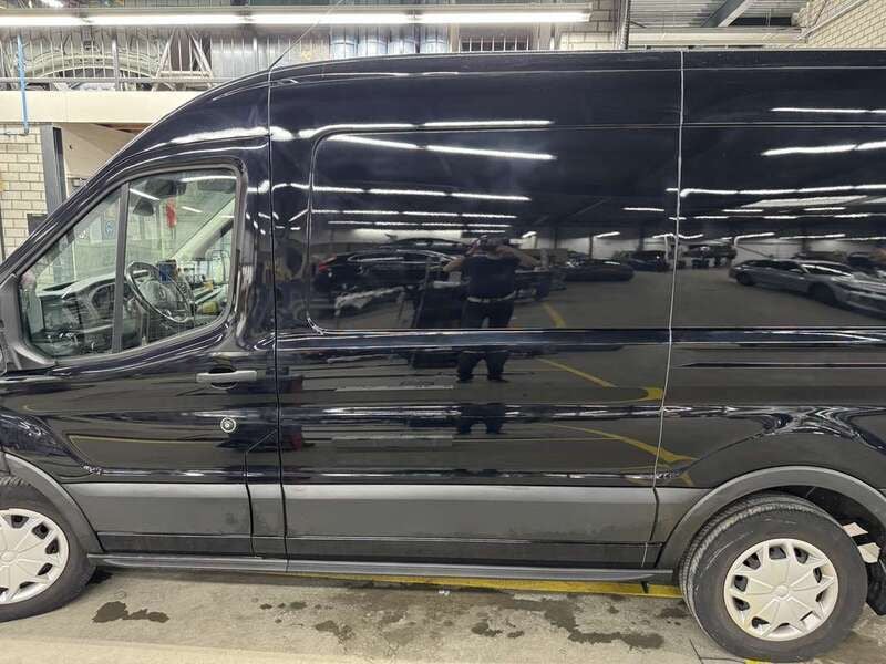 Zwart Gebruikt 2021 Ford Transit Van | € 18.500 (Super prijs) - Afbeelding 1/4
