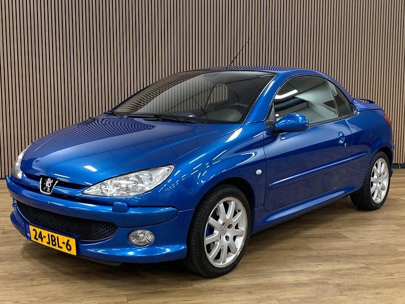 Occasion Peugeot 206 136 PK (100 kW) 2003 Blauw Cabriolet