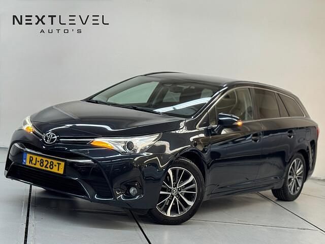 Grijs Gebruikt 2017 Toyota Avensis Skyview Edition Stationwagen | € 15.699 (Eerlijke prijs) - Afbeelding 1/4