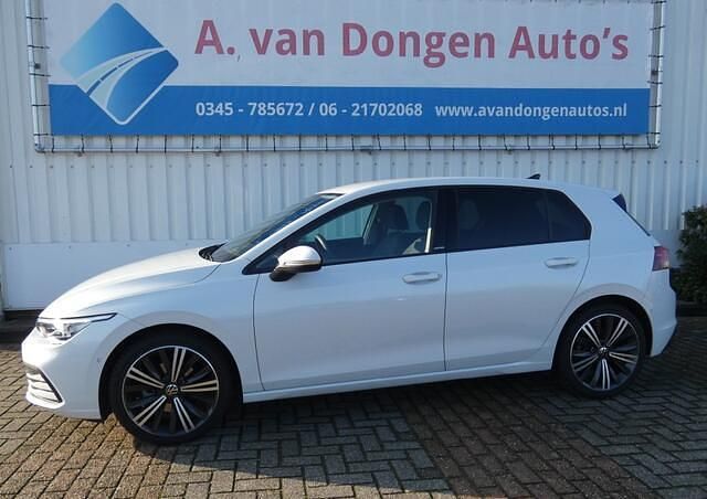 Occasion VW Golf VII R-line 150 PK (110 kW) 2021 Wit Hatchback