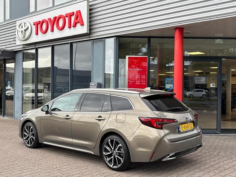 Occasion Toyota Corolla 2023 Groen Stationwagen