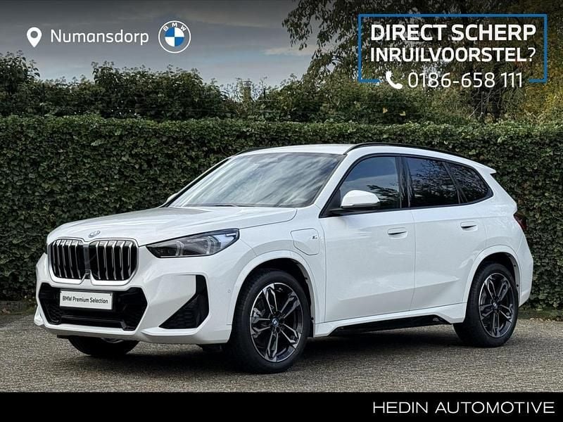 Wit Gebruikt 2025 BMW X1 M Sport SUV | € 52.895 (Eerlijke prijs) - Afbeelding 1/3