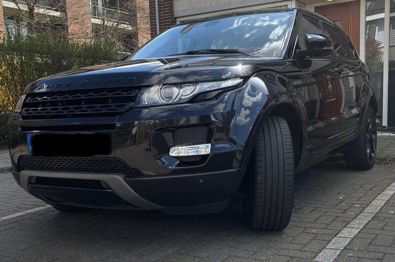 Zwart Gebruikt 2012 Land Rover Range Rover evoque Prestige Stationwagen | € 13.500 (Eerlijke prijs) - Afbeelding 1/4