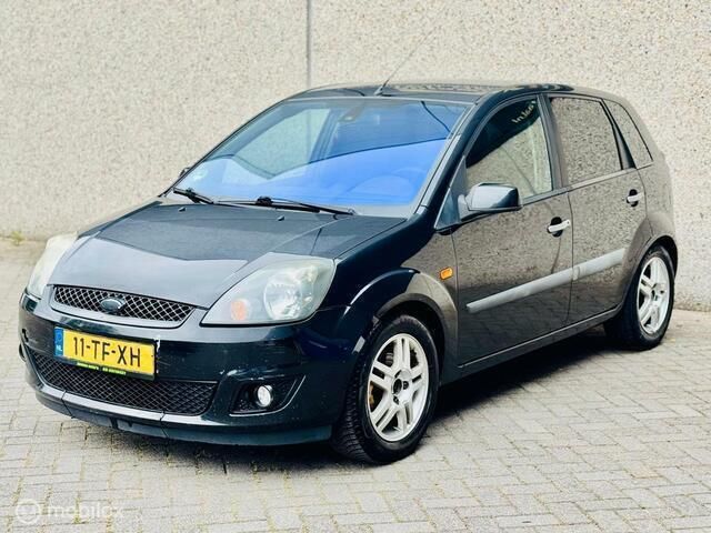 Occasion Ford Fiesta Style 69 PK (50 kW) 2006 Zwart Hatchback