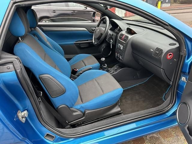 Occasion Opel Tigra 90 PK (66 kW) 2007 Blauw Cabriolet