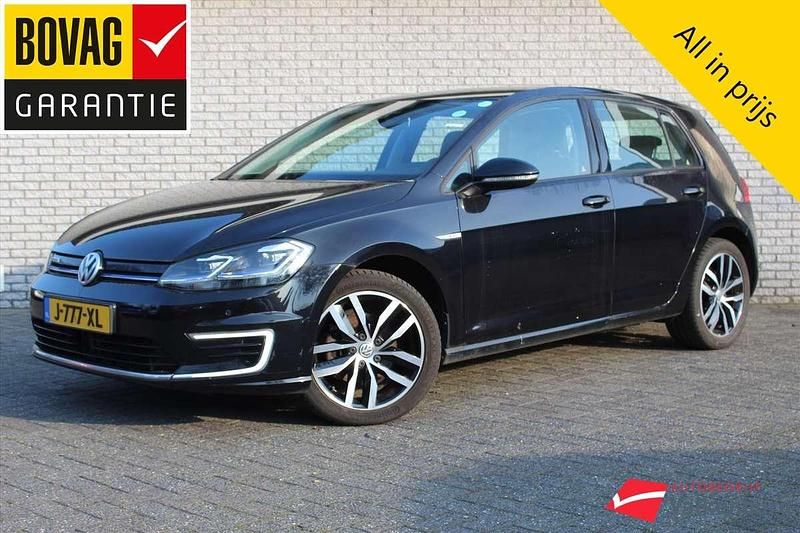 Occasion VW e-Golf 100 kW (136 PK) 2020 Zwart Hatchback