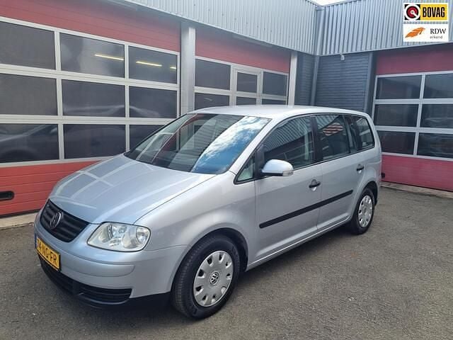 Grijs Gebruikt 2003 VW Touran Trendline MPV | € 3.500 - Afbeelding 1/4