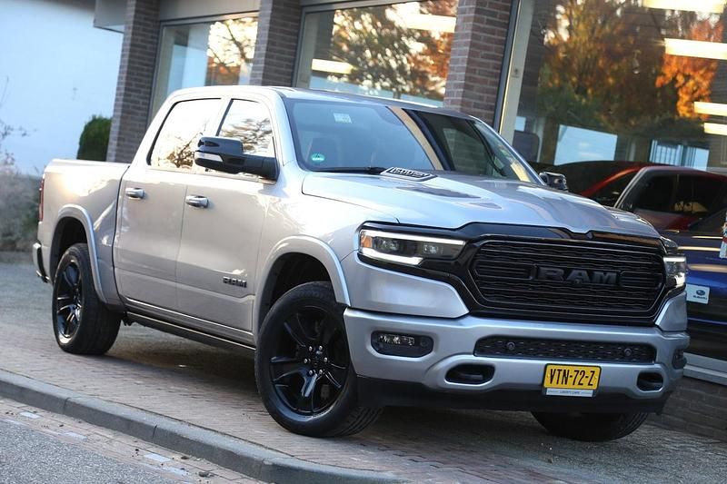 Occasion Dodge Ram Limited 360 PK (264 kW) 2023 Grijs (metallic) Pickup