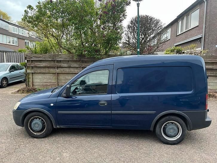 Occasion Opel Combo 74 PK (54 kW) 2007