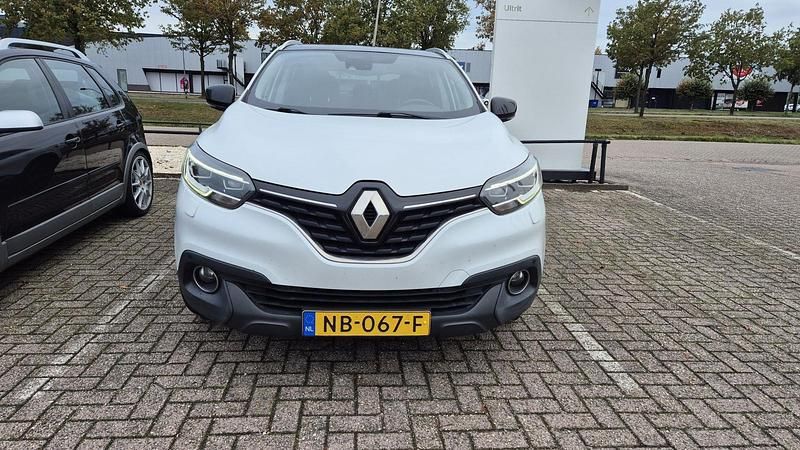 Wit Gebruikt 2017 Renault Kadjar Signature SUV | € 14.340 - Afbeelding 1/3
