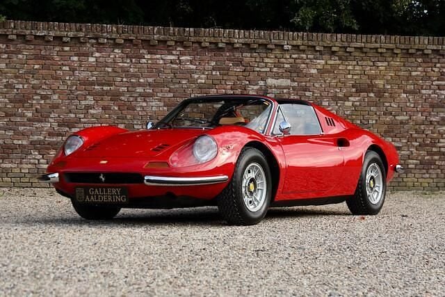 Rood Gebruikt 1974 Ferrari Dino 246 | € 475.000 - Afbeelding 1/4