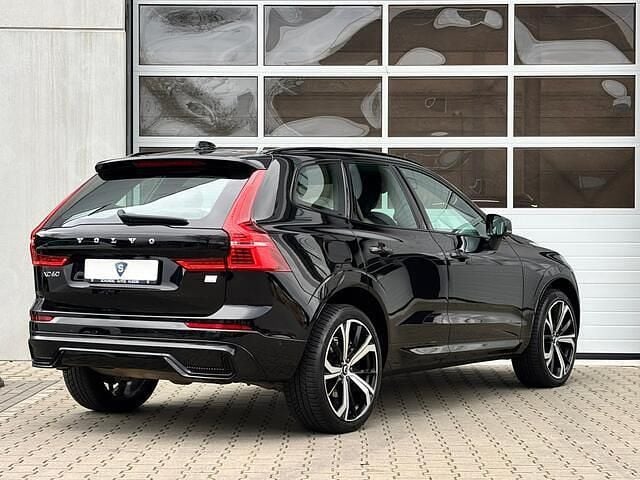Occasion Volvo XC60 253 PK (186 kW) 2021 Zwart (metallic) SUV