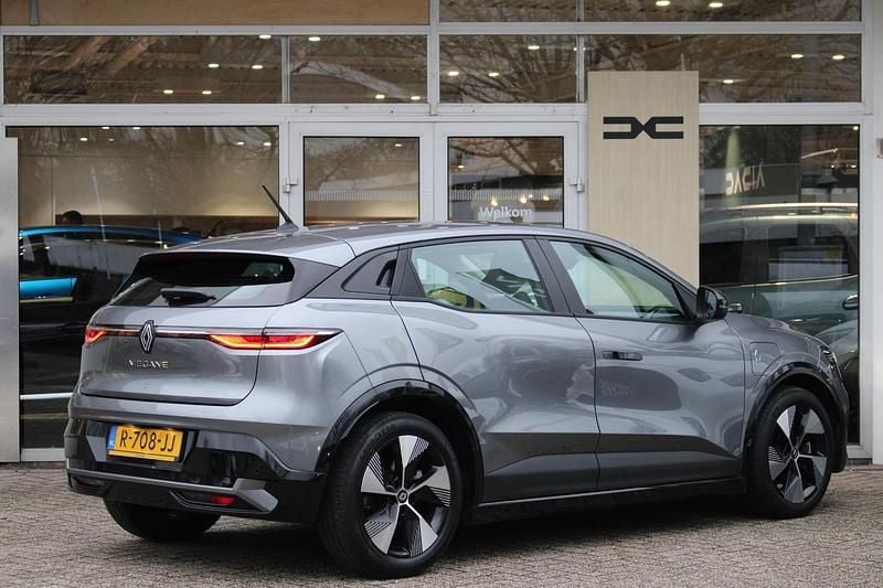 Occasion Renault Megane E-Tech Evolution 22 kW (30 PK) 2022 Grijs Hatchback