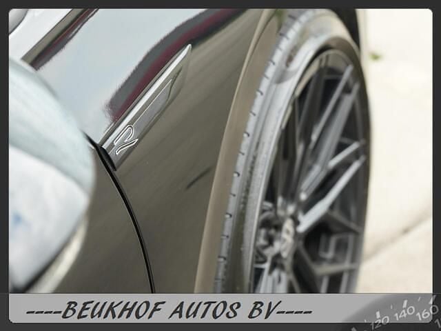 Occasion VW Golf VIII R-line 150 PK (110 kW) 2020 Zwart Hatchback