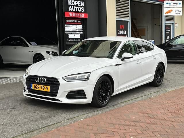 Wit Gebruikt 2017 Audi A5 Sportback Proline Hatchback | € 20.950 (Eerlijke prijs) - Afbeelding 1/4