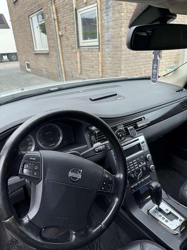 Occasion Volvo V70 Momentum 185 PK (136 kW) 2008 Grijs Stationwagen