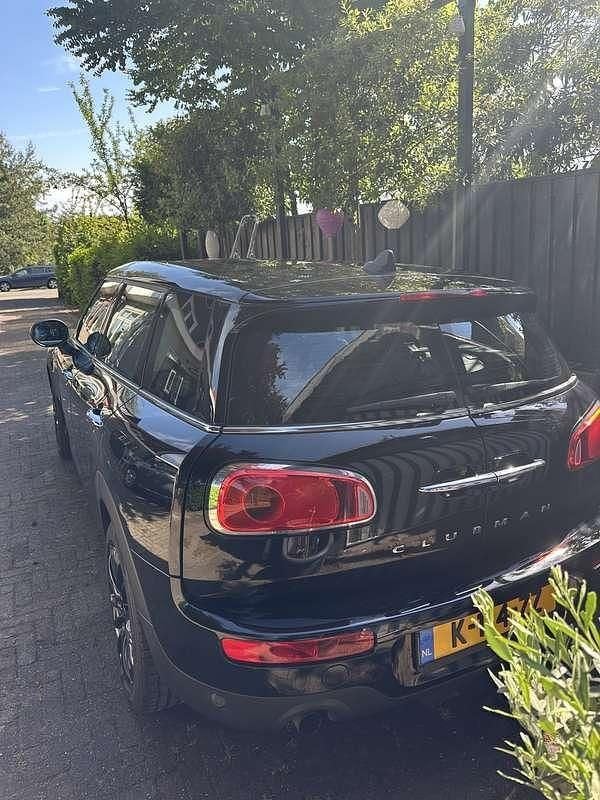 Zwart Gebruikt 2017 Mini One Clubman Chili Stationwagen | € 14.000 (Goede deal) - Afbeelding 1/4