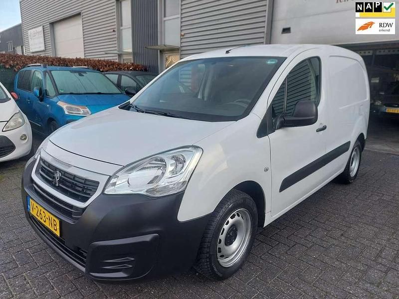 Occasion 2018 Peugeot Partner S MPV | € 4.650 (Eerlijke prijs) - Afbeelding 1/4